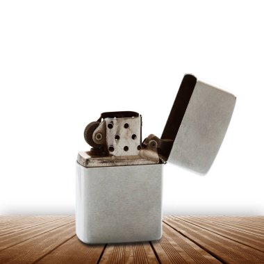 araç içi beyaz zemin üzerine