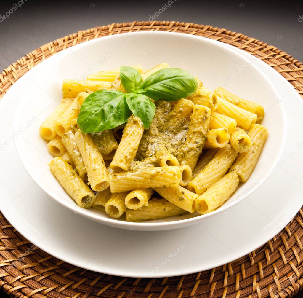 italian pasta with pesto sauce