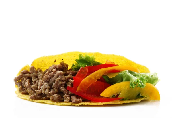 Mexické tacos na bílém pozadí — Stock fotografie