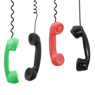Beyaz arka plan üzerinde telefon yakışıklı