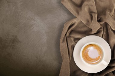 taş zemin üzerine İtalyan kahvesi