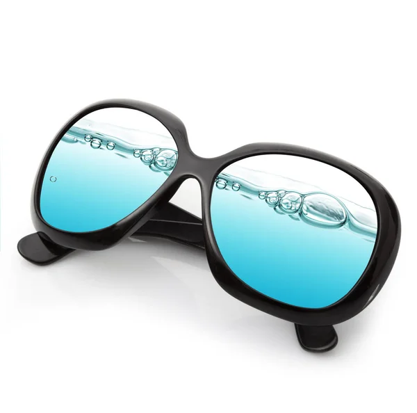 Splash okulary na białym tle — Zdjęcie stockowe