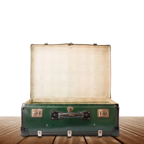 Vintage koffer op witte achtergrond — Stockfoto