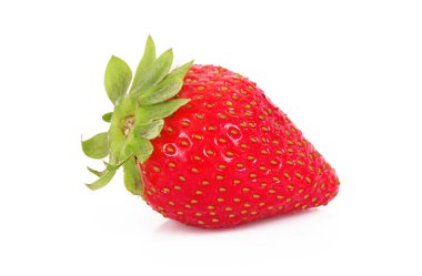 Beyaz arkaplanda çilek