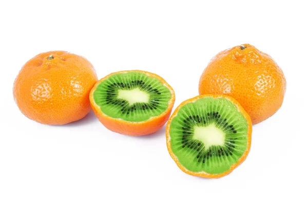 Frutas ibridas tangerina-kiwi — Fotografia de Stock