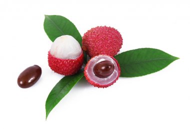 Beyaz arka planda lychees