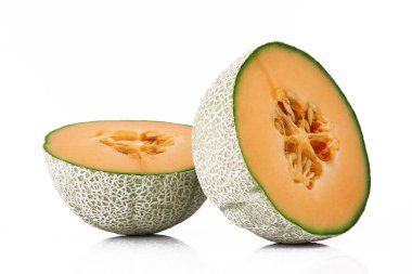 beyaz arkaplanda kavun