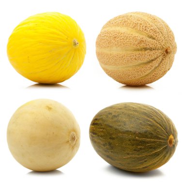 beyaz arkaplanda kavun