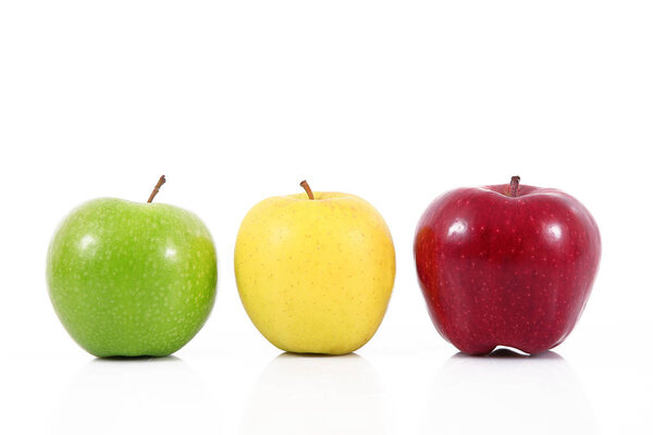 Apple на белом фоне