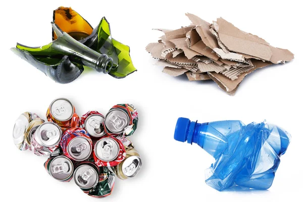 Waste to be recycled in white background — Stock Photo, Image