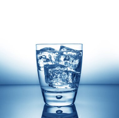 cam buz ve sıvı sıçrama ile