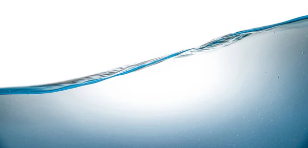 Water splash op witte achtergrond — Stockfoto