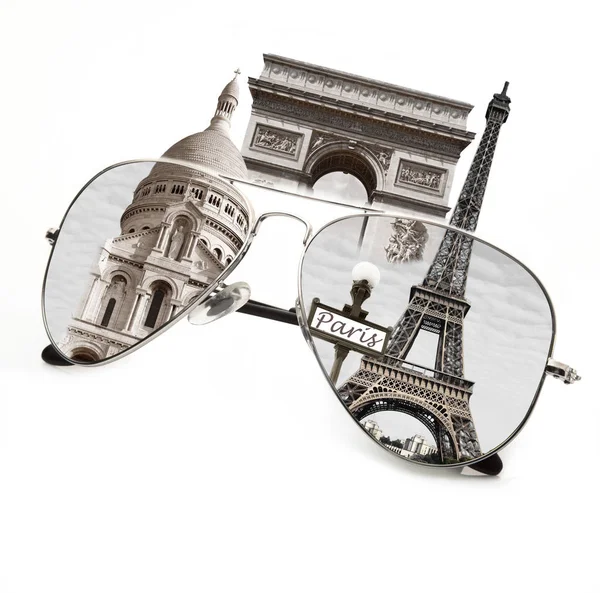흰색 배경에서 고립 된 파리 선글라스 — 스톡 사진