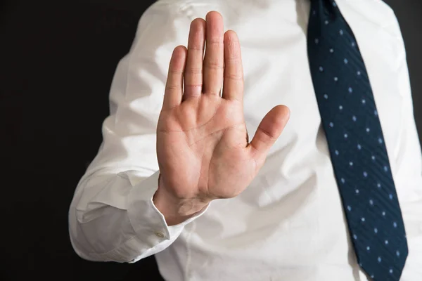 La parada que impone con el gesto de la mano —  Fotos de Stock