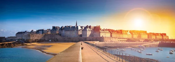 Visa av den staden Saint Malo — Stockfoto