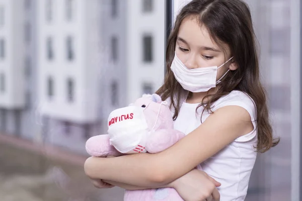 Little Girl White Tshirt Protective Mask Virus Her Face Sits — Stock Photo, Image