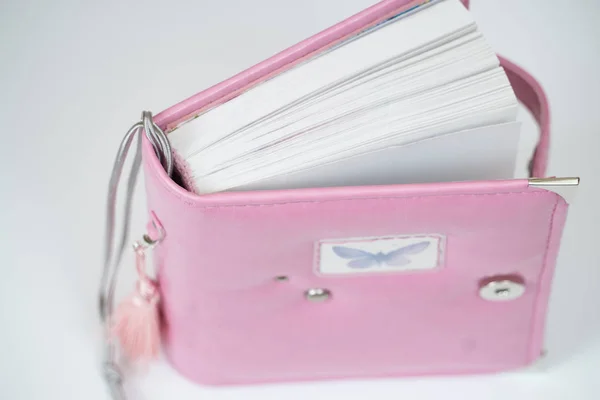 Handmade rosa notebook in pelle di colore, pianificatore per le imprese o e — Foto Stock