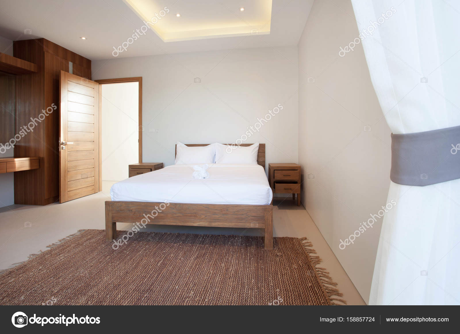 Luxus-Interieur-design im Schlafzimmer Pool Villa mit gemütlichen ... Luxus-Interieur-design im Schlafzimmer Pool Villa mit gemütlichen ...