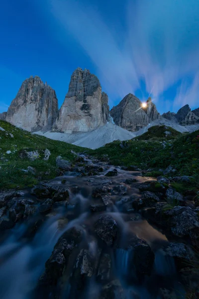 Tre Cime di Lavaredo i Italiayn Dolomitterne - Stock-foto