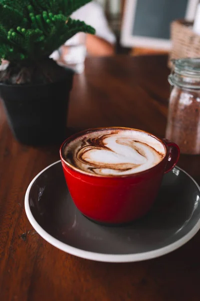 Rode kop koffie — Stockfoto