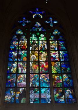 Alphonse Mucha vitray St. Vitus Katedrali, Prag içinde