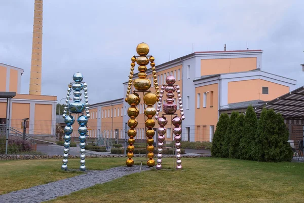 Creații de sticlă lângă muzeul și fabrica Moser din Karlovy Vary, C — Fotografie, imagine de stoc