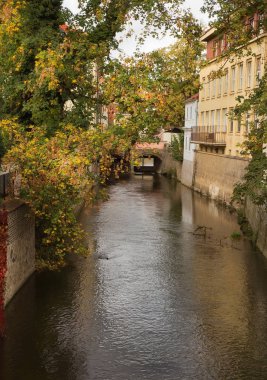 Sonbahar Prag, Chertovka Nehri, Kampa Adası.