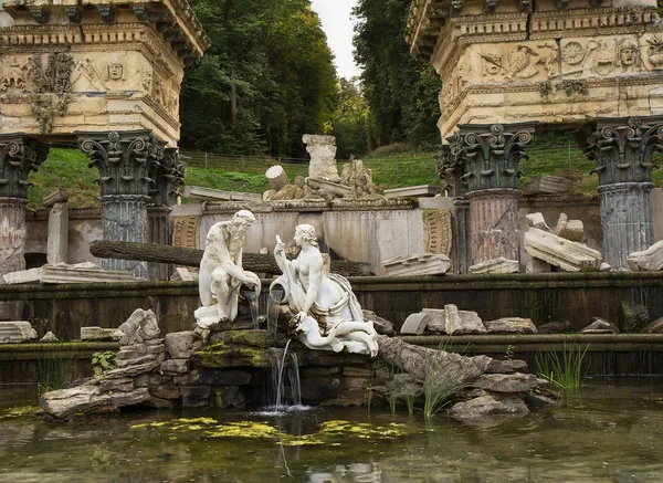 Fonte de ruínas romanas, Schonbrunn, Viena . — Fotografia de Stock