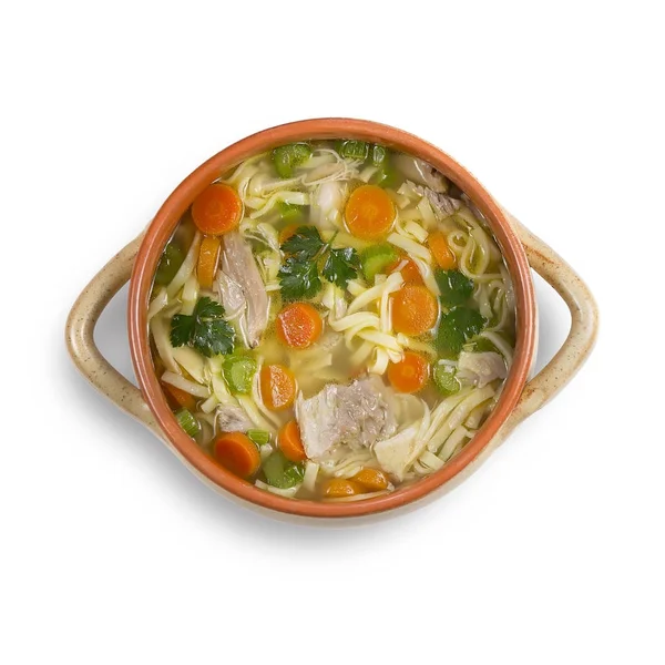 Ciotola di zuppa di pollo su sfondo bianco. Colpo ad angolo alto . — Foto Stock