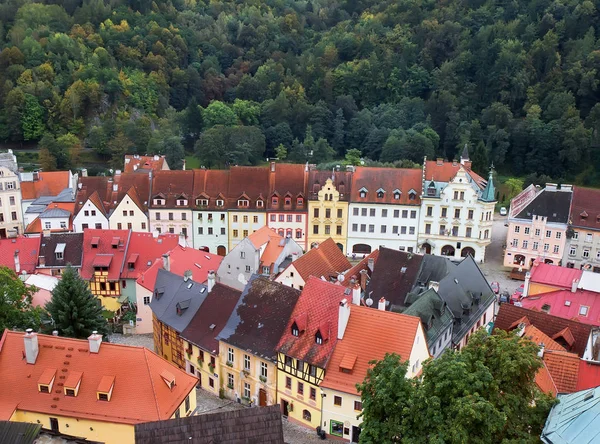 Loket Stadt. Blick von der Burg Loket, Böhmen, Tschechische Republik — Stockfoto
