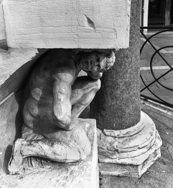 Estatua Mármol Del Jorobado Del Rialto Siglo Xvi Campo San — Foto de Stock