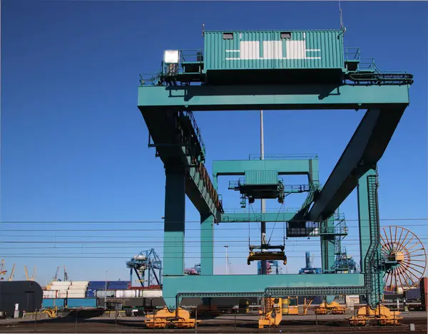 Grúa Para Contenedores Mar Puerto Rotterdam Países Bajos —  Fotos de Stock