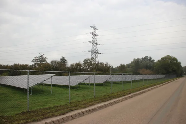 Collettori Luce Solare Energia Verde Presso Centrale Elettrica Harculo Engie — Foto Stock