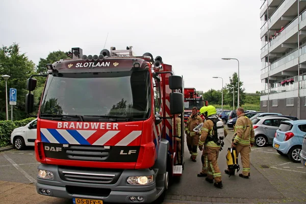 Brandweerlieden Bij Een Incident Nieuwerkerk Aan Den Ijssel — Stockfoto