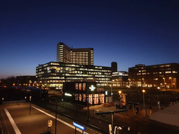 Vychází Slunce Obchodní Čtvrti Železniční Stanici Amsterdam Sloterdijk Nizozemsku — Stock fotografie