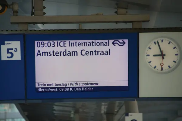 White Blue Departure Information Display Platform Information International Ice Train — 스톡 사진