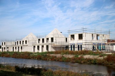 Hollanda 'da Nieuwerkerk aan den Ijssel' de Esse Zoom Laag adında yeni bir yerleşim bölgesi inşa edilmektedir.