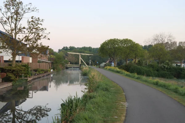 Sol Nasce Sobre Canal Anel Zuidplaspolder Cidade Nieuwerkerk Aan Den — Fotografia de Stock