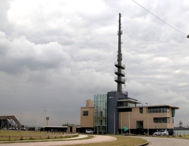Hollanda 'da Hoek van Holland sonrası Rotterdam liman otopsisinin trafik kontrolü
