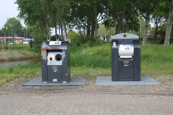 Podziemny Pojemnik Odpady Resztkowe Szkło Ulicy Nieuwerkerk Aan Den Ijssel — Zdjęcie stockowe