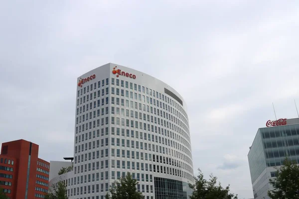 オランダの自治体が三菱 中部に売却したエネルギー供給事業者Enecoの本社 — ストック写真