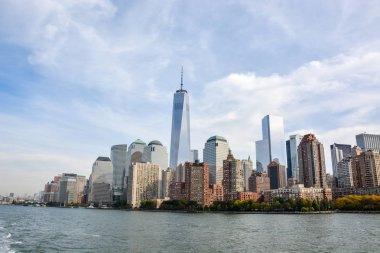 Manhattan siluetinin su
