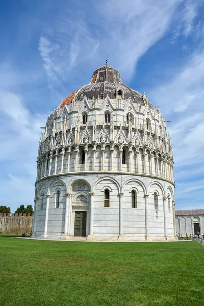 Pisa Talya Ağustos 2019 Güneşli Bir Günde Pisa Kulesinin Yakınındaki — Stok fotoğraf