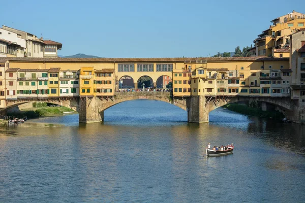 Famosa Ponte Ponte Vecchio Florença Sobre Rio Arno Durante Pôr — Fotografia de Stock