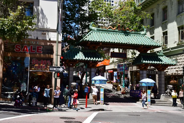São Francisco; EUA - 13 de julho de 2016: Chinatown — Fotografia de Stock