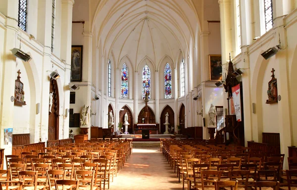 Fleury sur Andelle, Francia - 7 de septiembre de 2016: Notre Dame de la —  Fotos de Stock