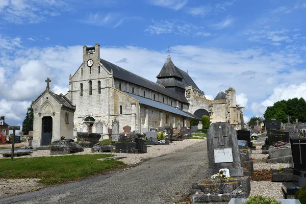 Jumieges, Franciaország - 22 2016. június: templom Szent Valentin — Stock Fotó