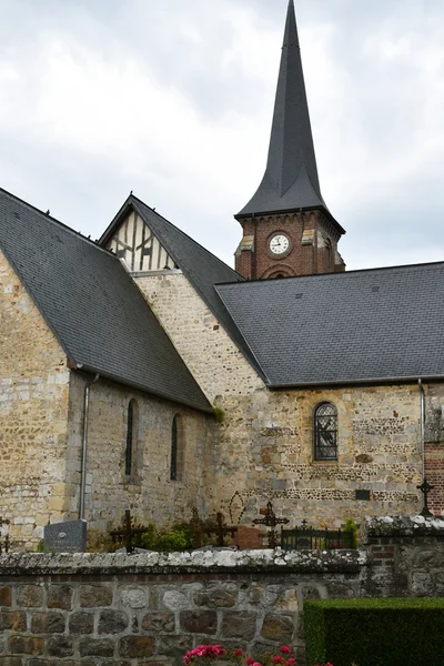 Vascoeuil，法国-2016 年 6 月 23 日︰ 圣武术教会 — 图库照片