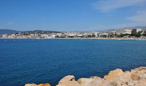 Cannes, France - 15 avril 2016 : bord de mer — Photo