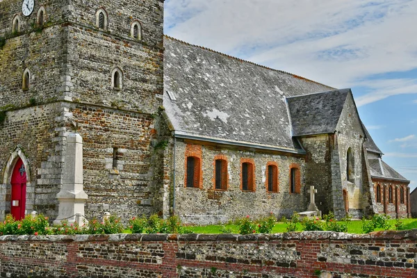 Sommery, France - 22 juin 2016 : Eglise Saint Vaast — Photo